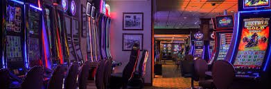 Sports betting section showing basketball and football options on 1425